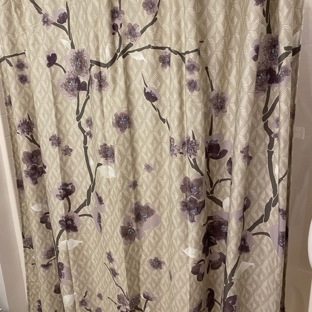 Madison Park Holly Floral Shower NEW